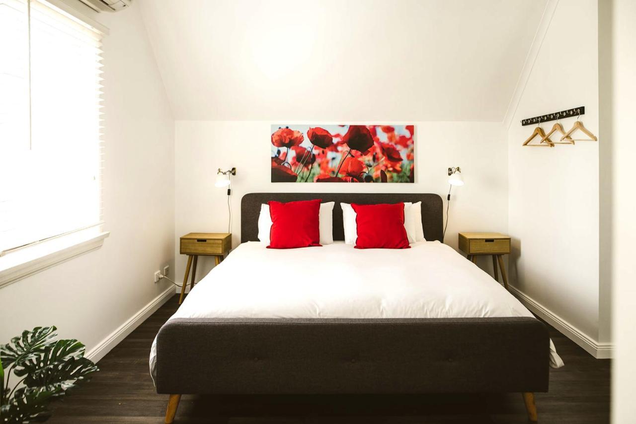 The Loft @ Denver East Maitland Экстерьер фото
