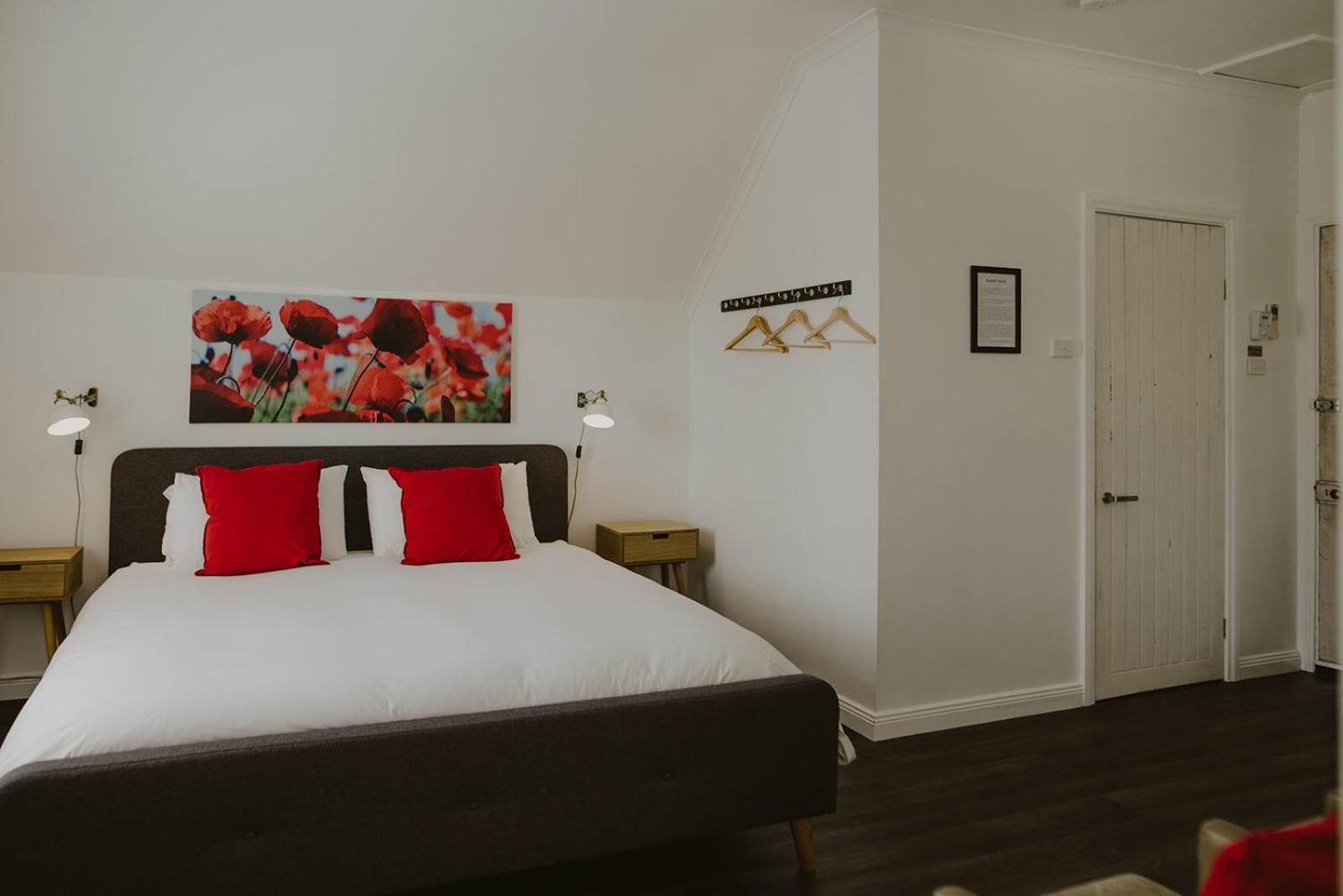 The Loft @ Denver East Maitland Экстерьер фото